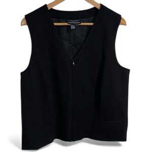 Due per‎ due best black Bloomingdale’s size 14 zip up lined boxy fit